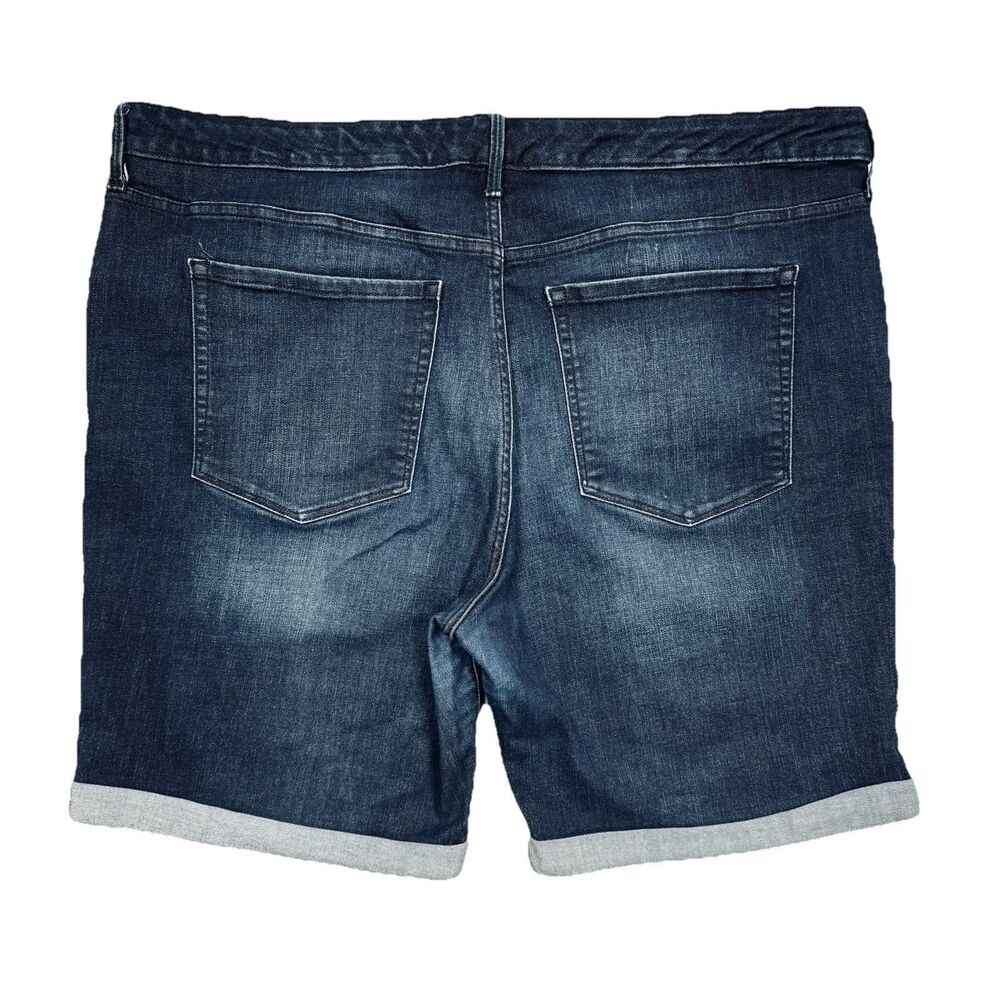 Ava & Viv Bermuda Shorts Plus 26W (43x8) Dark Wash Blue Cuffed Stretch Denim